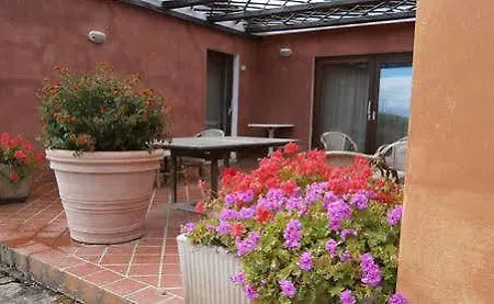 Apart Otel Domus 3*